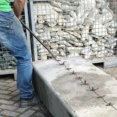 Steen splijten / zagen