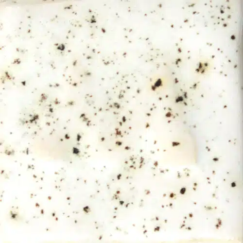 Magma ME464 matwit met bruine spikkels