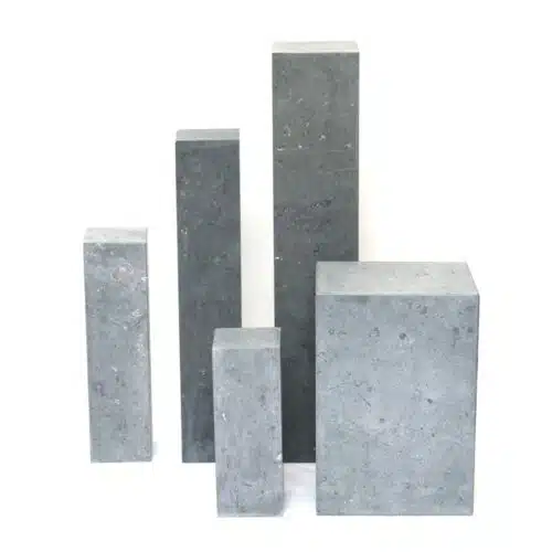 Sokkel massief dolomiet 30x30x100 cm